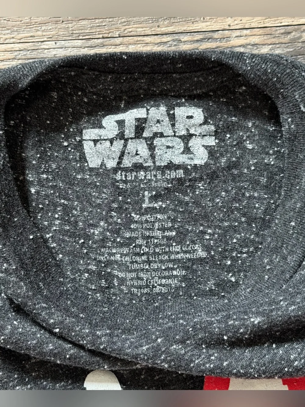 Star Wars The Force Awakens Graphic Tee heather gray white & red figures boys L